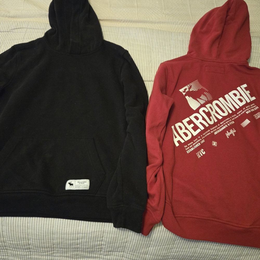 Abercrombie & Fitch Black and Red Hooded Sweatshirt Duo
